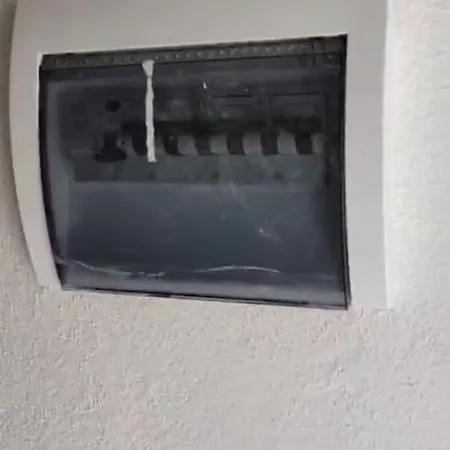 Apartment Free Parking - La Corte House 1