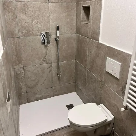 Free Parking - La Corte House 1 *