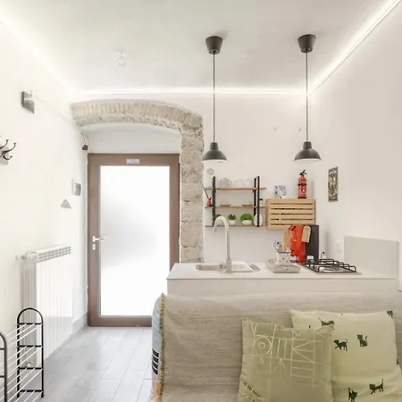 Free Parking - La Corte House 53 شقة كاستل دي سانجرو