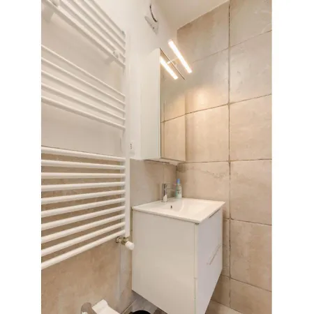Free Parking - La Corte House 53 * كاستل دي سانجرو